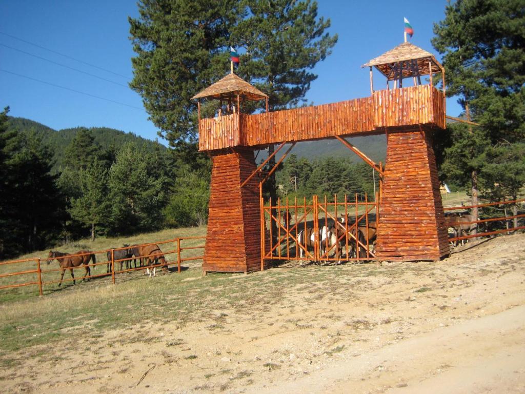 Rusaliite Adventure House Ξενοδοχείο 3*